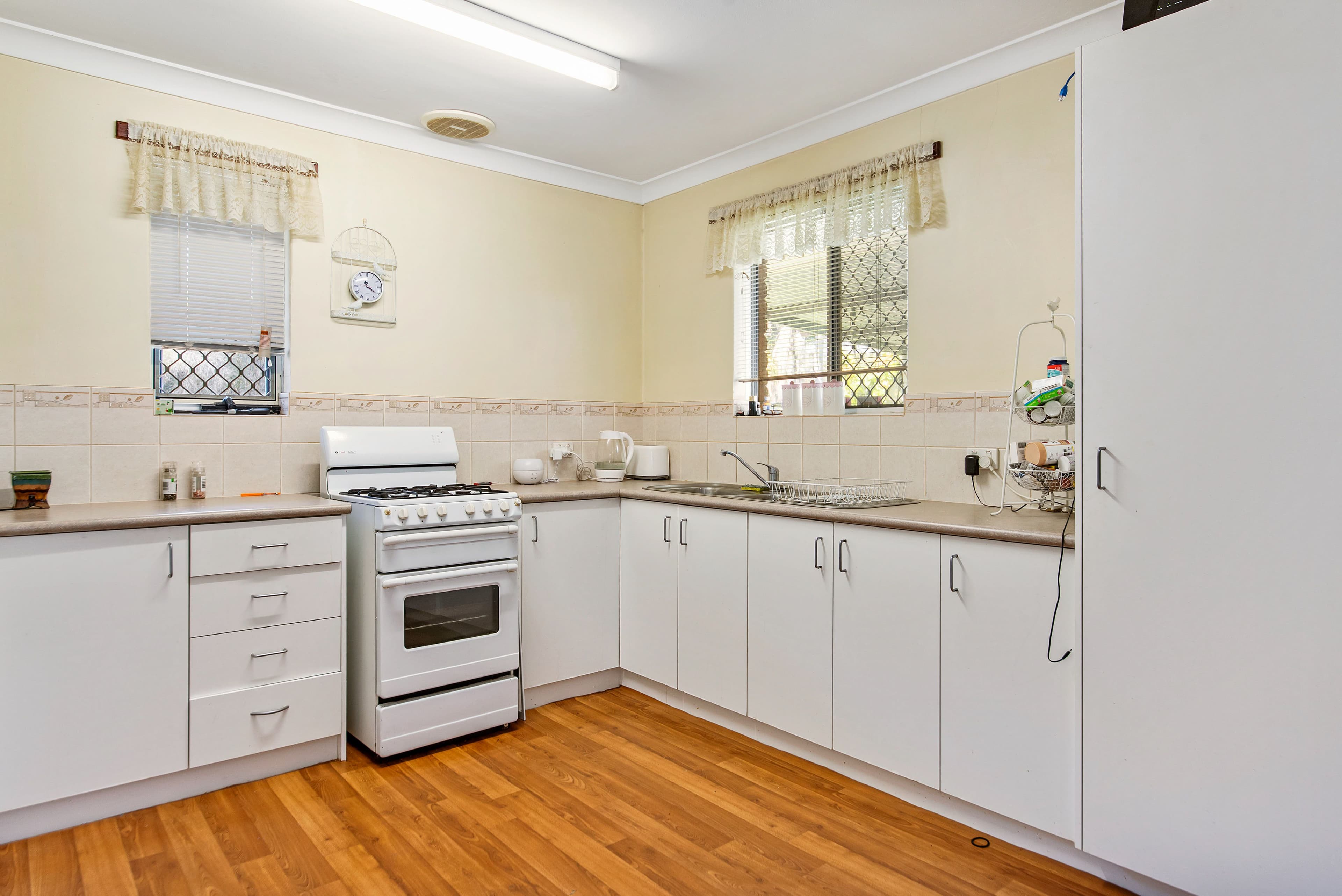 39B Hudson Road, Withers WA 6230, Withers - Thumbnail 2