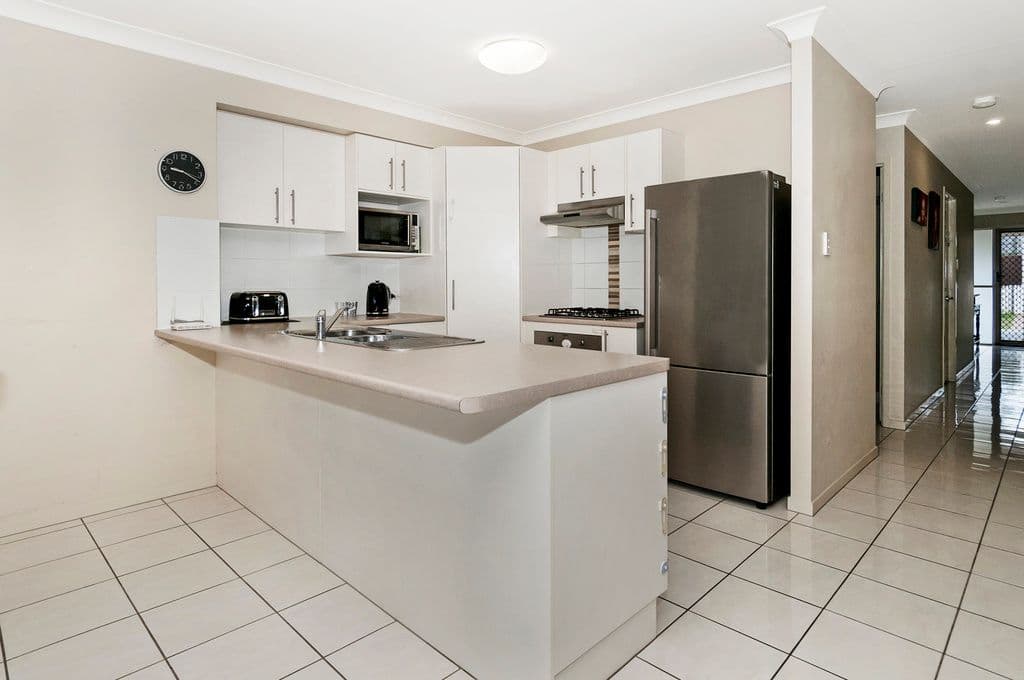 3 Willandra Crescent, Waterford QLD 4133, Waterford - Thumbnail 2