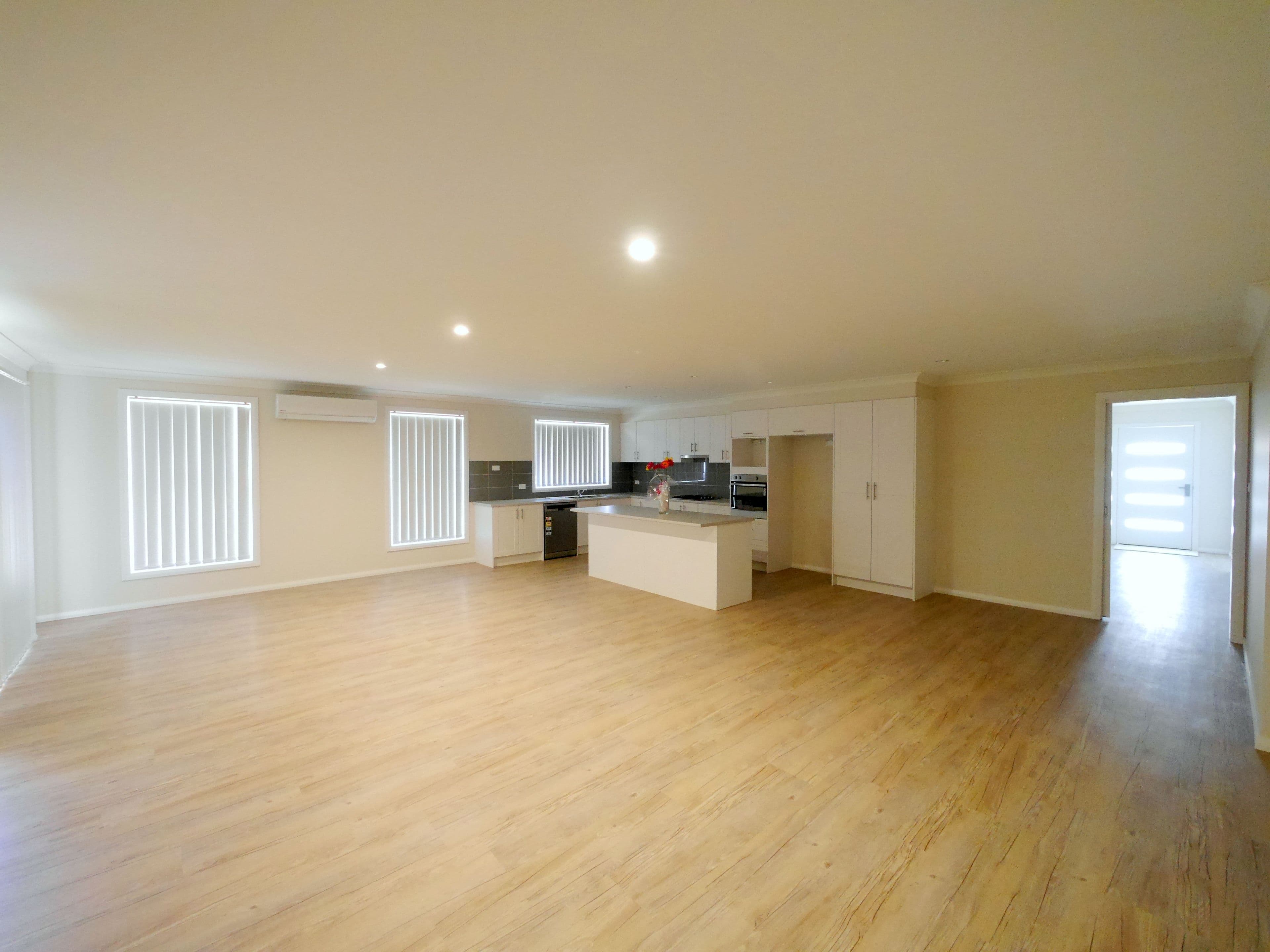 11 Duffey Avenue, Cowra - Thumbnail 4