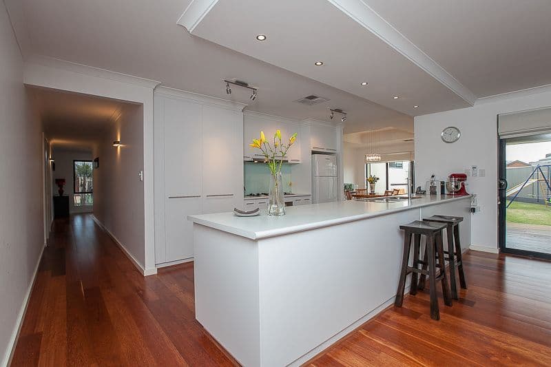 4 Waterhead Road, WAIKIKI WA 6169, Waikiki - Thumbnail 7