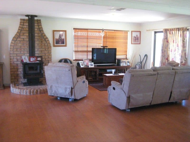 6 High Street, CONDOBOLIN NSW 2877, Condobolin - Thumbnail 6