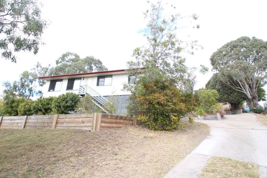 27 Emmanulla Drive, Kingsthorpe QLD 4400, Kingsthorpe - Image 1