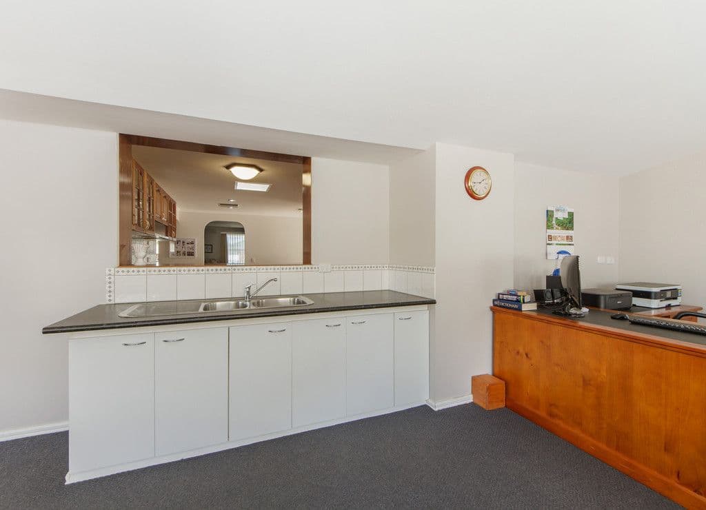 6 Shalimar Place, Melton West VIC 3337, Melton West - Thumbnail 7
