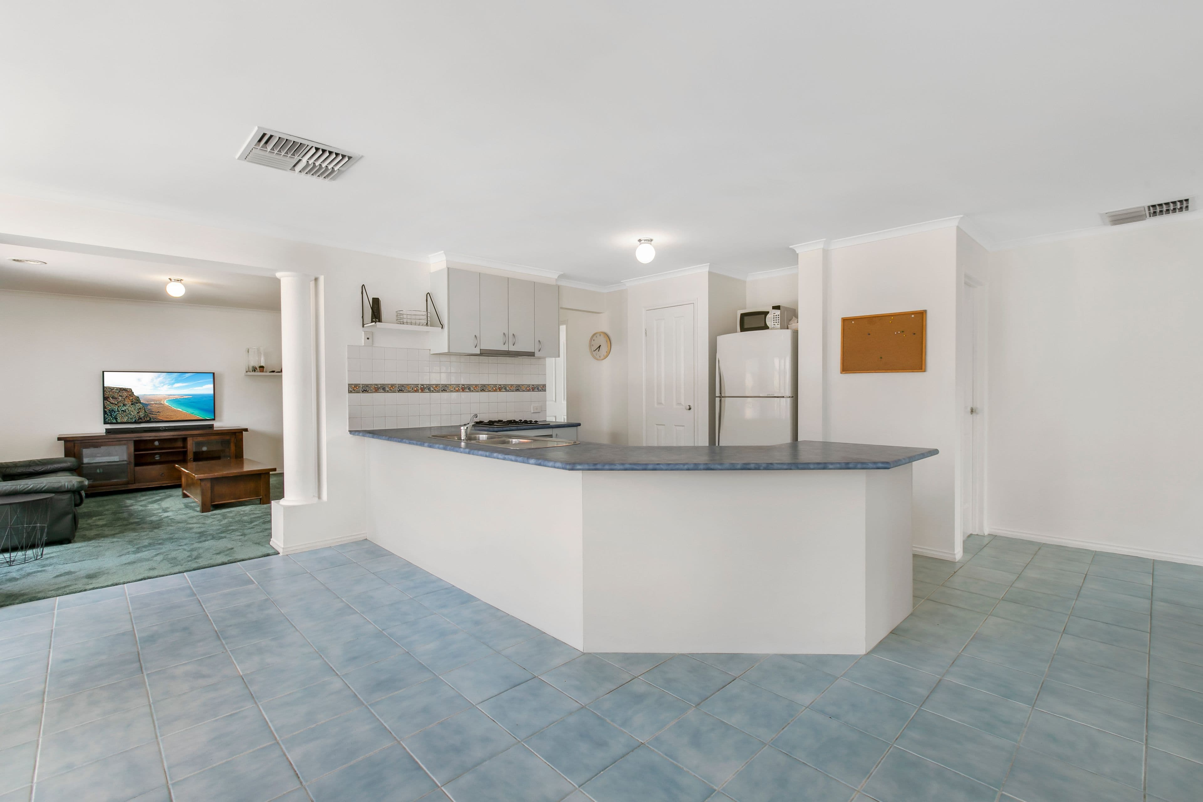 35 Hartland Circuit, Pakenham VIC 3810, Pakenham - Thumbnail 5
