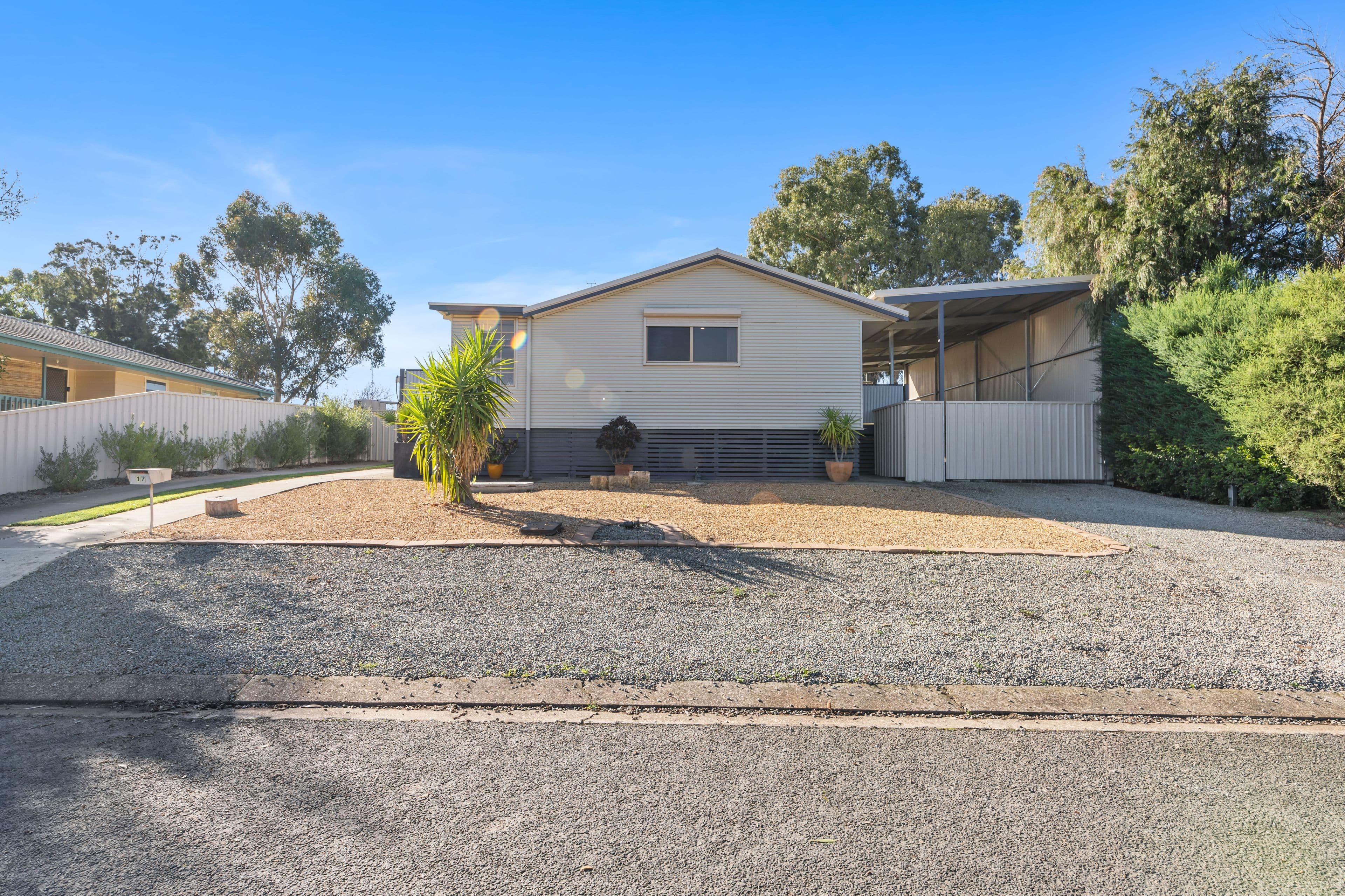 17 Newton Long Drive, Clare SA 5453, Clare - Thumbnail 2