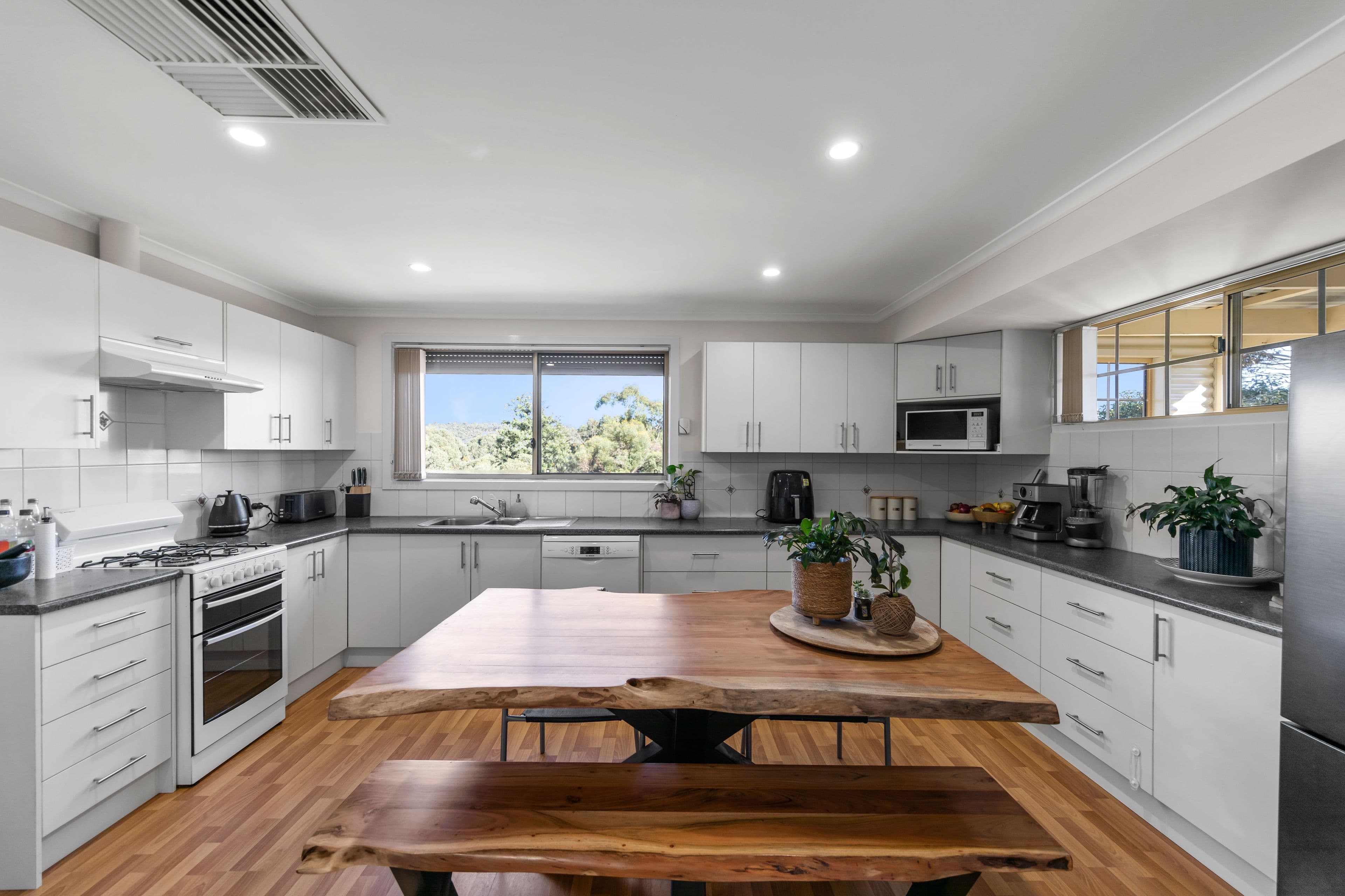 17 Newton Long Drive, Clare SA 5453, Clare - Thumbnail 6