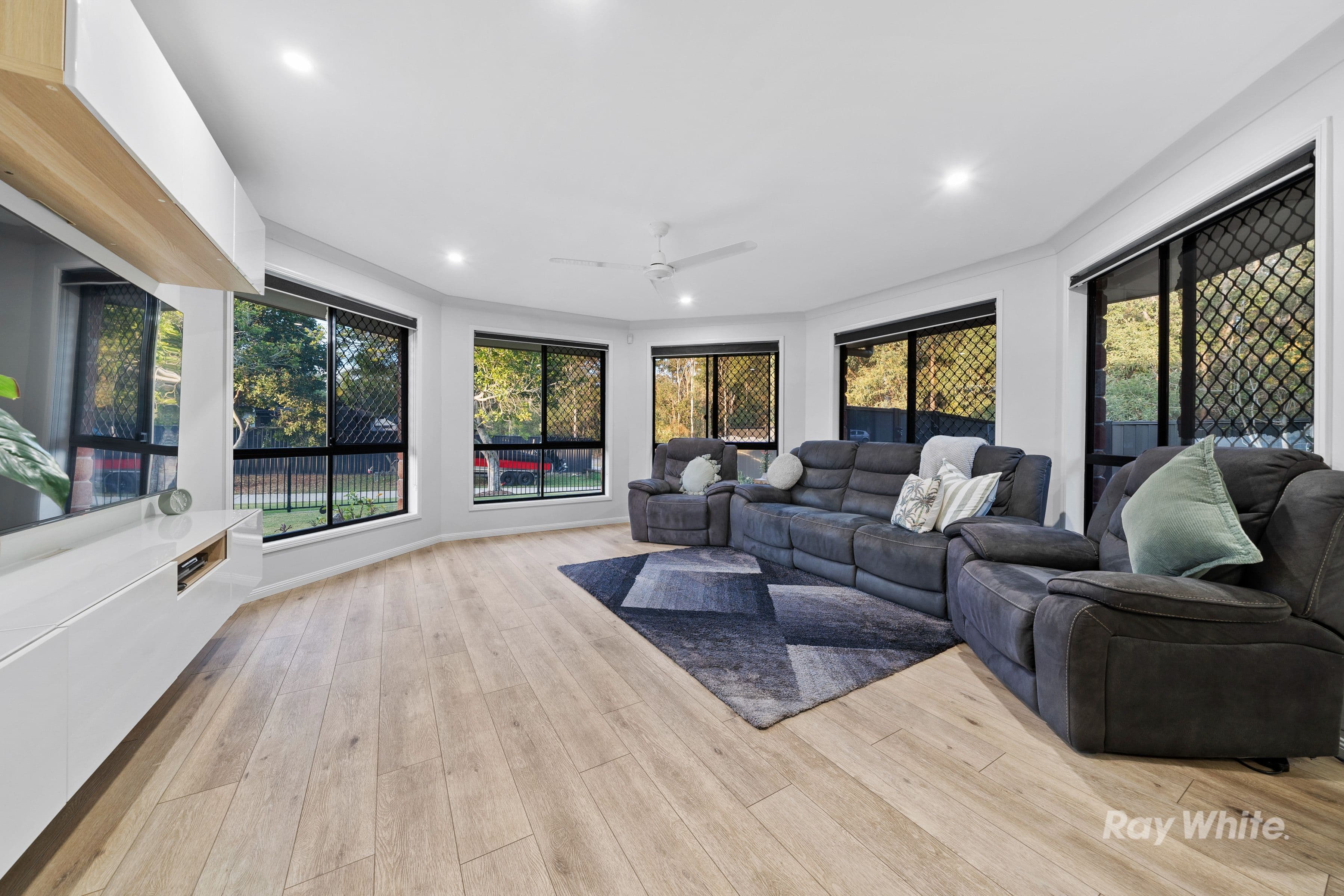 23 Eucalypt Place, Heritage Park QLD 4118, Heritage Park - Thumbnail 4