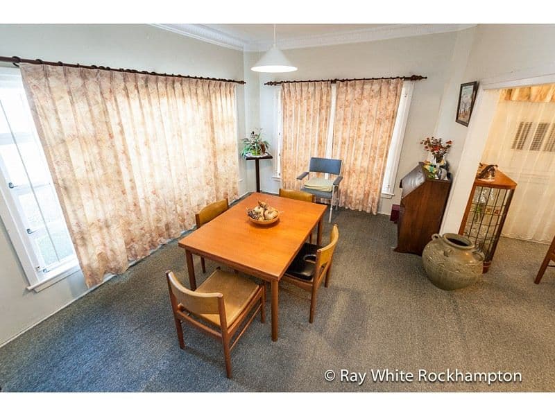 113 Cambridge Street, THE RANGE QLD 4700, The Range - Thumbnail 3