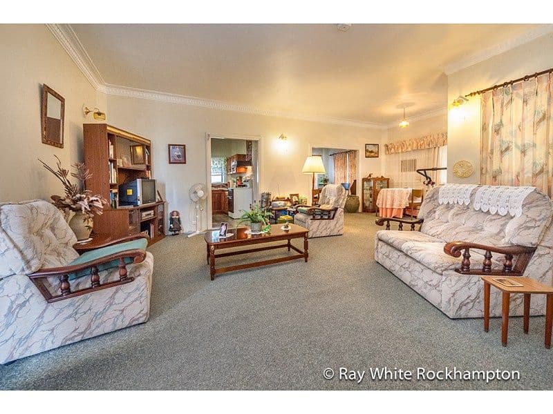 113 Cambridge Street, THE RANGE QLD 4700, The Range - Thumbnail 4