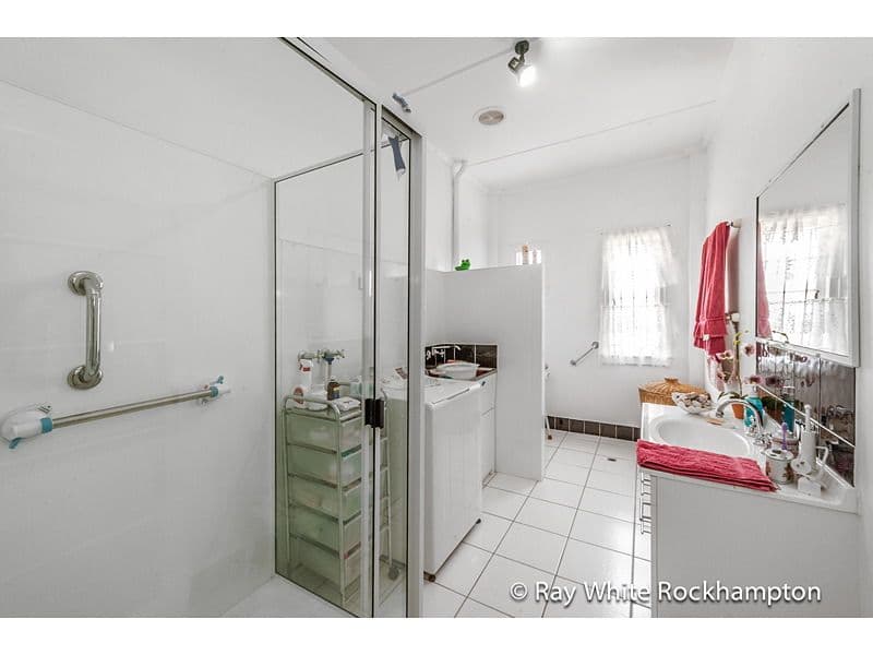 113 Cambridge Street, THE RANGE QLD 4700, The Range - Thumbnail 7