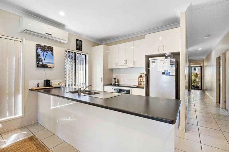 14 Player Street, North Lakes - Thumbnail 2