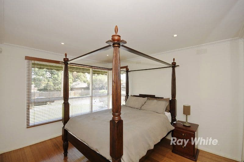 15 English Avenue, SCORESBY VIC 3179, Scoresby - Thumbnail 6