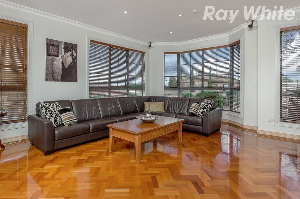 4 Nolan Close, Bundoora VIC 3083, Bundoora - Thumbnail 2