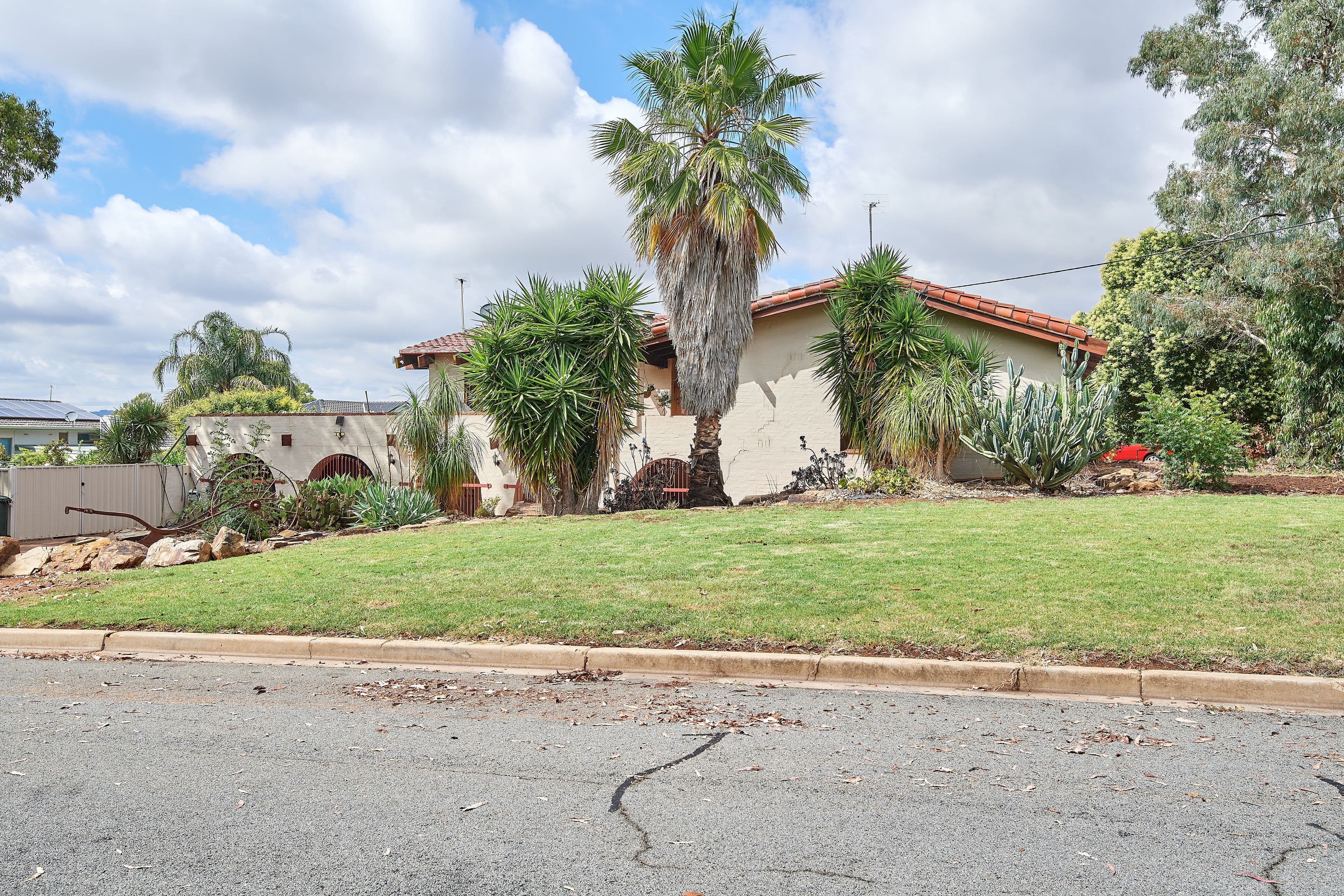 45 Balmoral Crescent, Lake Albert NSW 2650, Lake Albert - Thumbnail 8