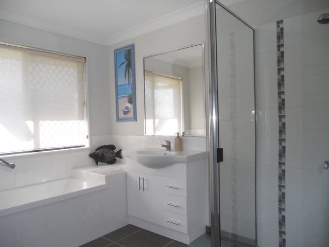 9 Archbold Court, MARIAN QLD 4753, Marian - Thumbnail 5