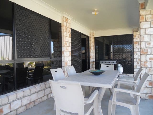9 Archbold Court, MARIAN QLD 4753, Marian - Thumbnail 6