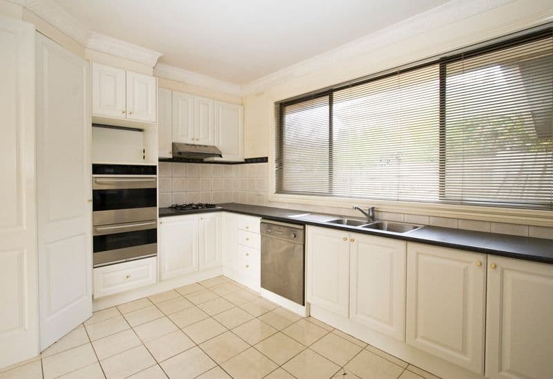 15 Interlaken Parade, ROSANNA VIC 3084, Rosanna - Thumbnail 2