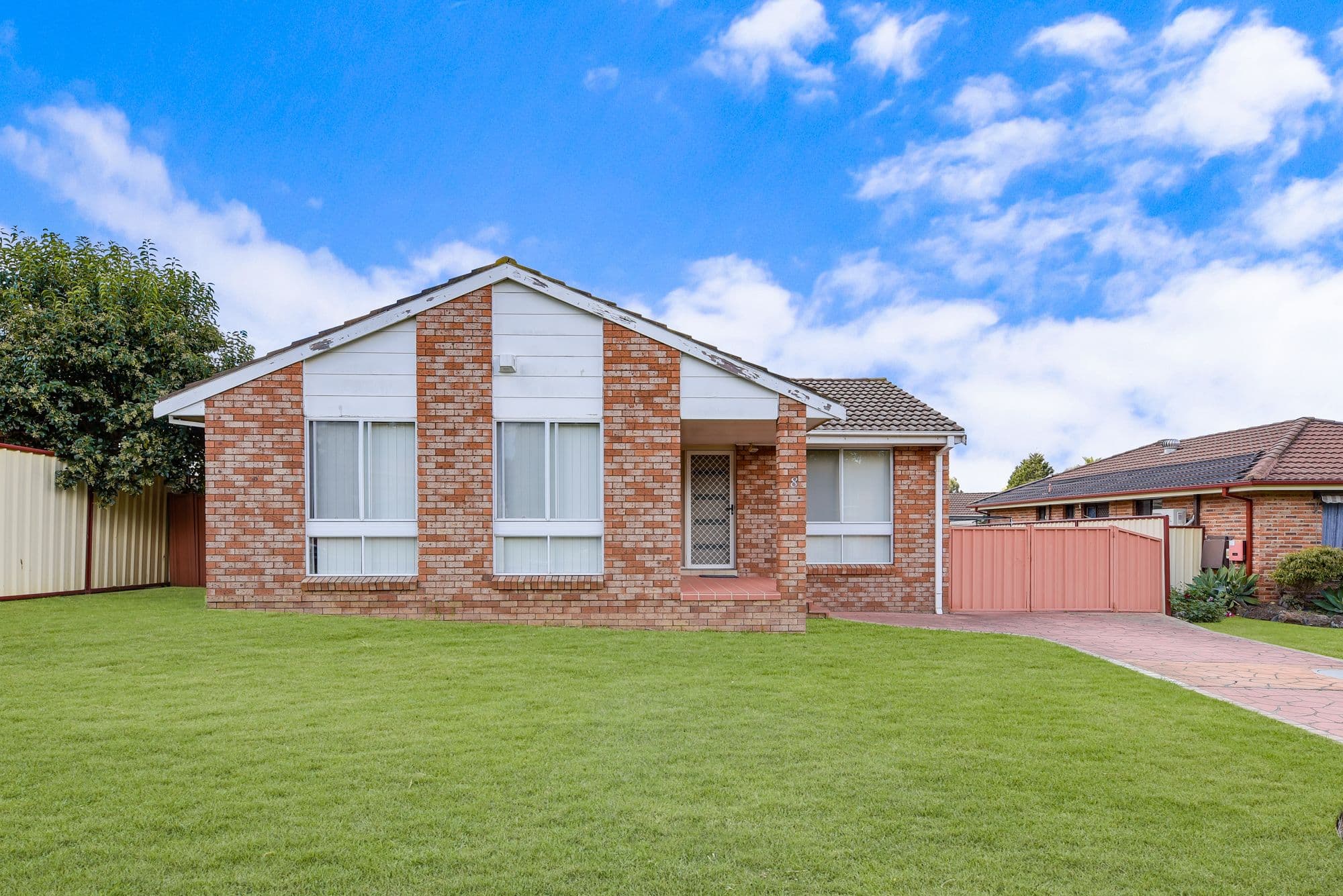 Kearns NSW 2558, Kearns - Image 1