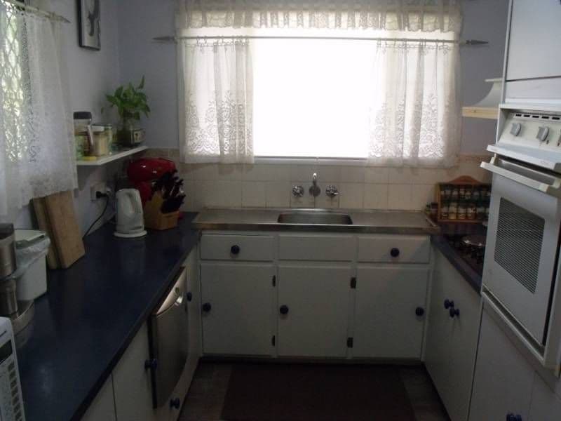 4 Smith Street, WEST GLADSTONE QLD 4680, West Gladstone - Thumbnail 3