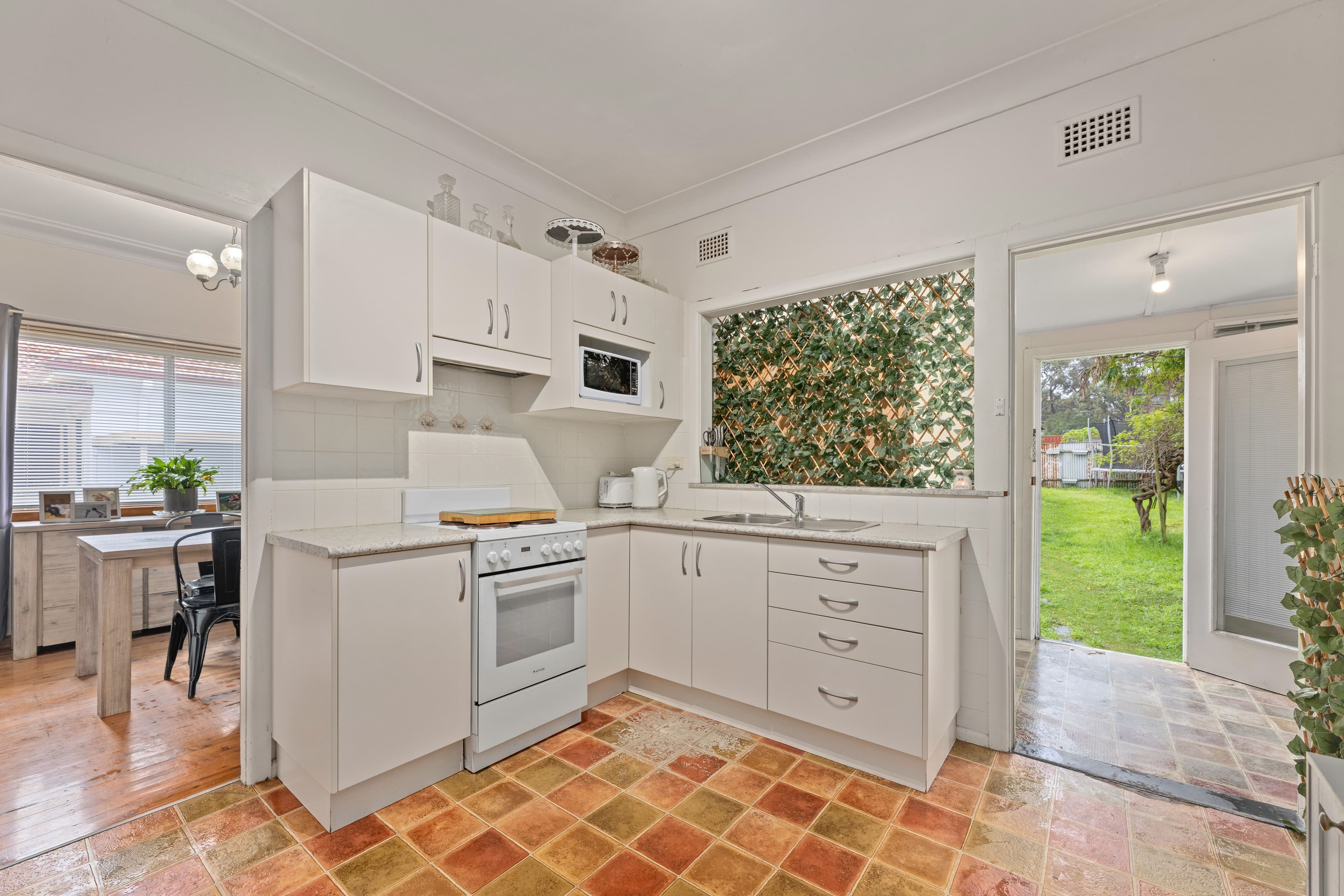 1 Aldgate Street, Sutherland NSW 2232, Sutherland - Thumbnail 3