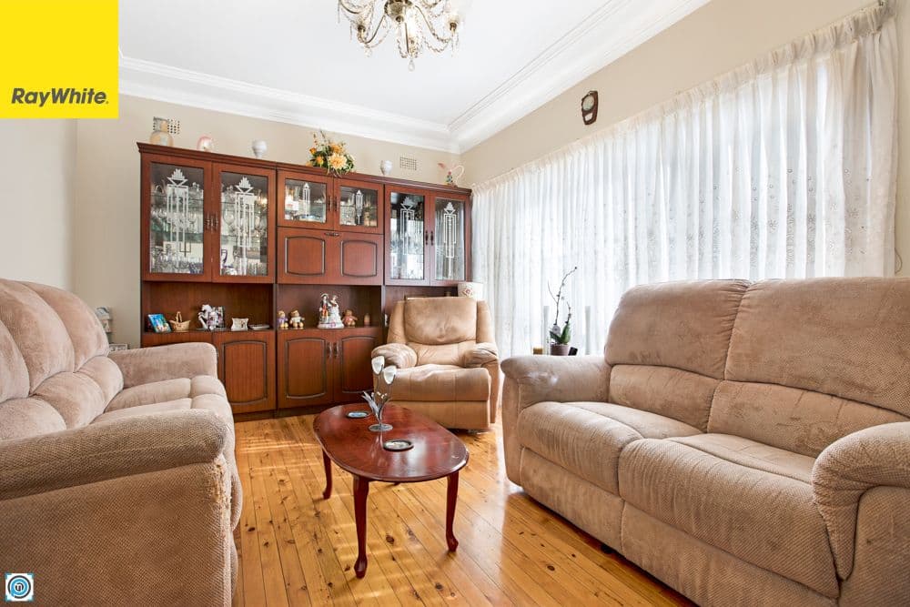 61 Weringa Avenue, Lake Heights NSW 2502, Lake Heights - Thumbnail 2