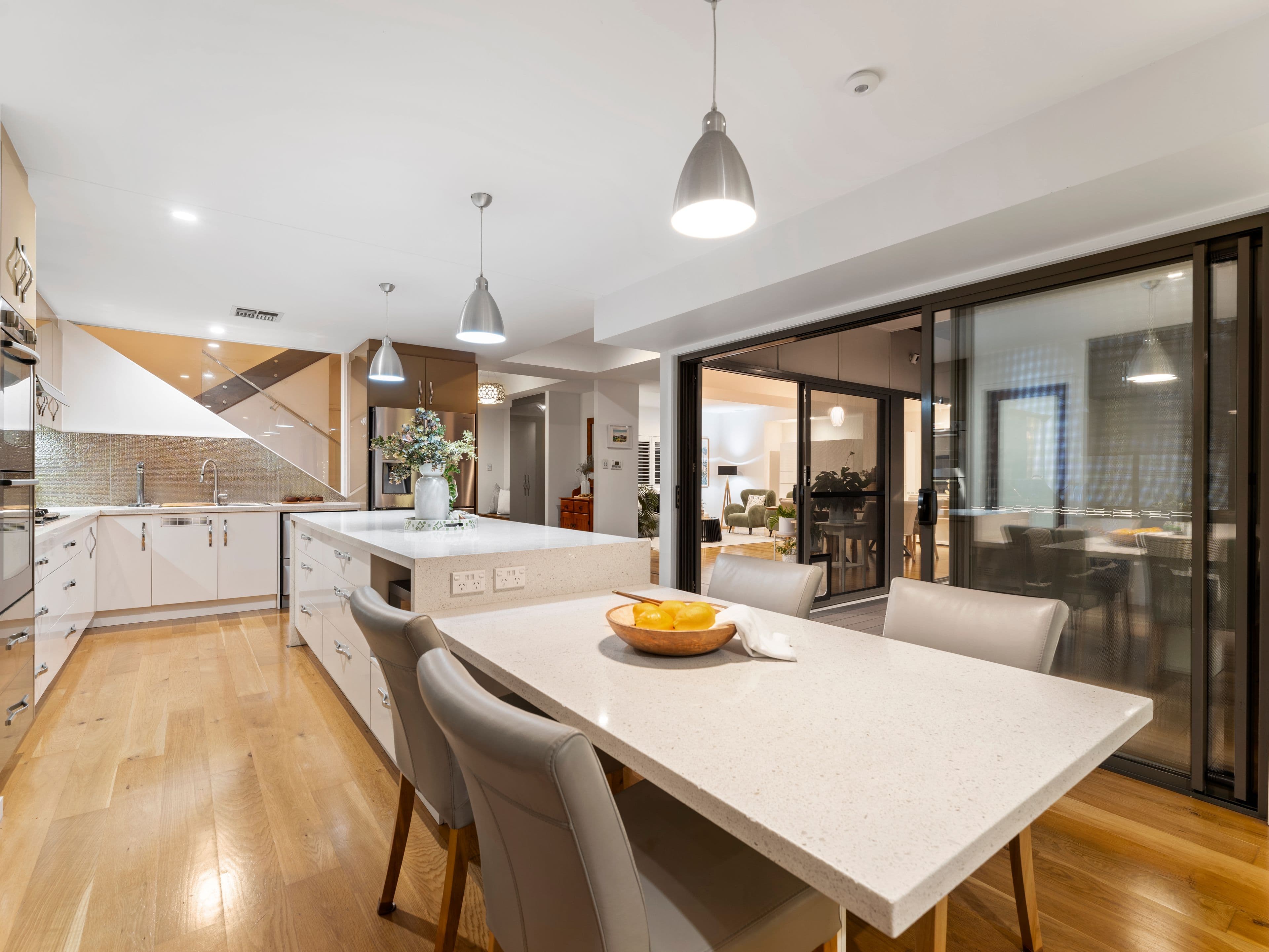 14 Chanel Crescent, Eight Mile Plains QLD 4113, Eight Mile Plains - Thumbnail 8