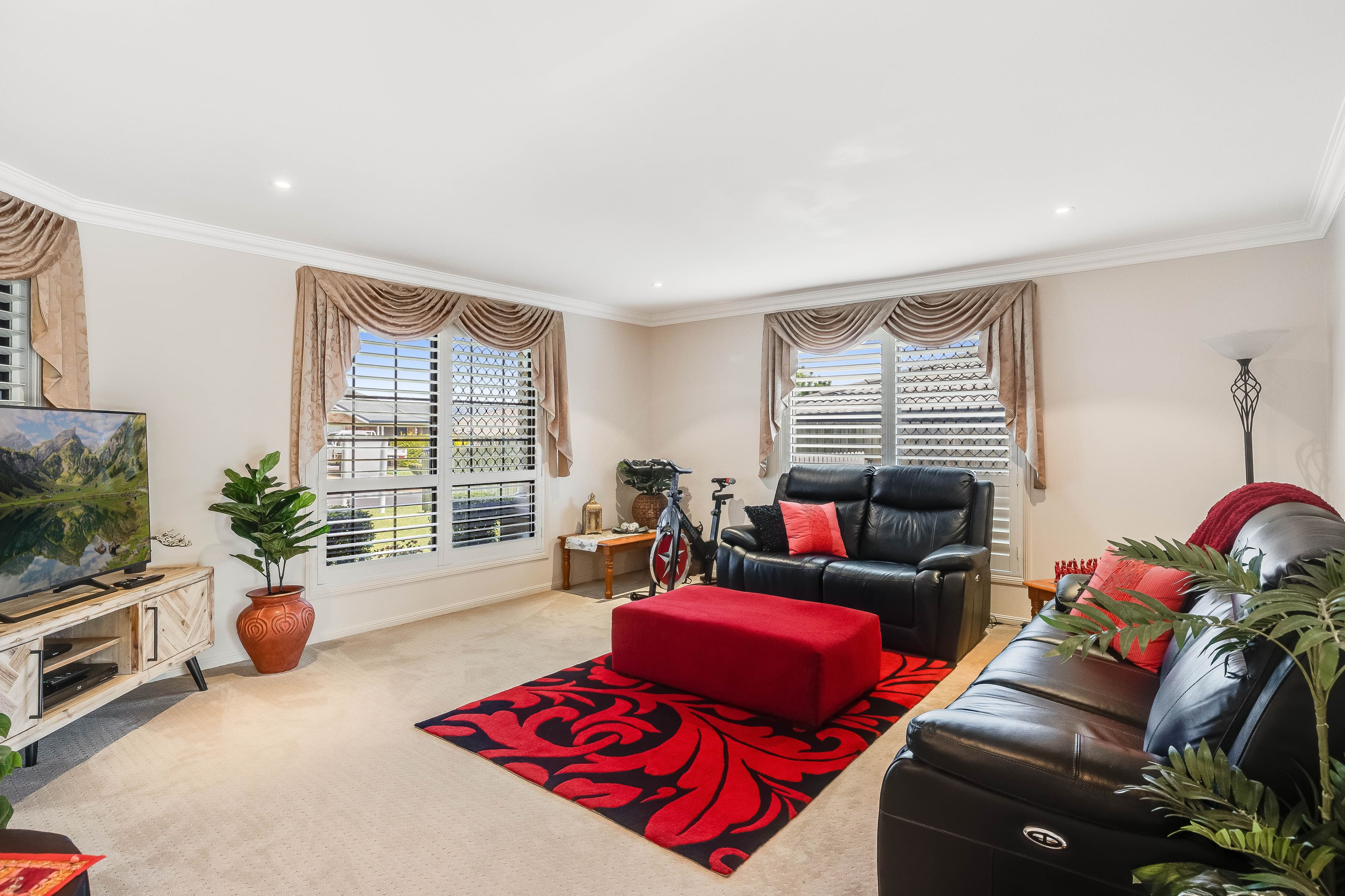 24 Scullin Street, Middle Ridge QLD 4350, Middle Ridge - Thumbnail 3