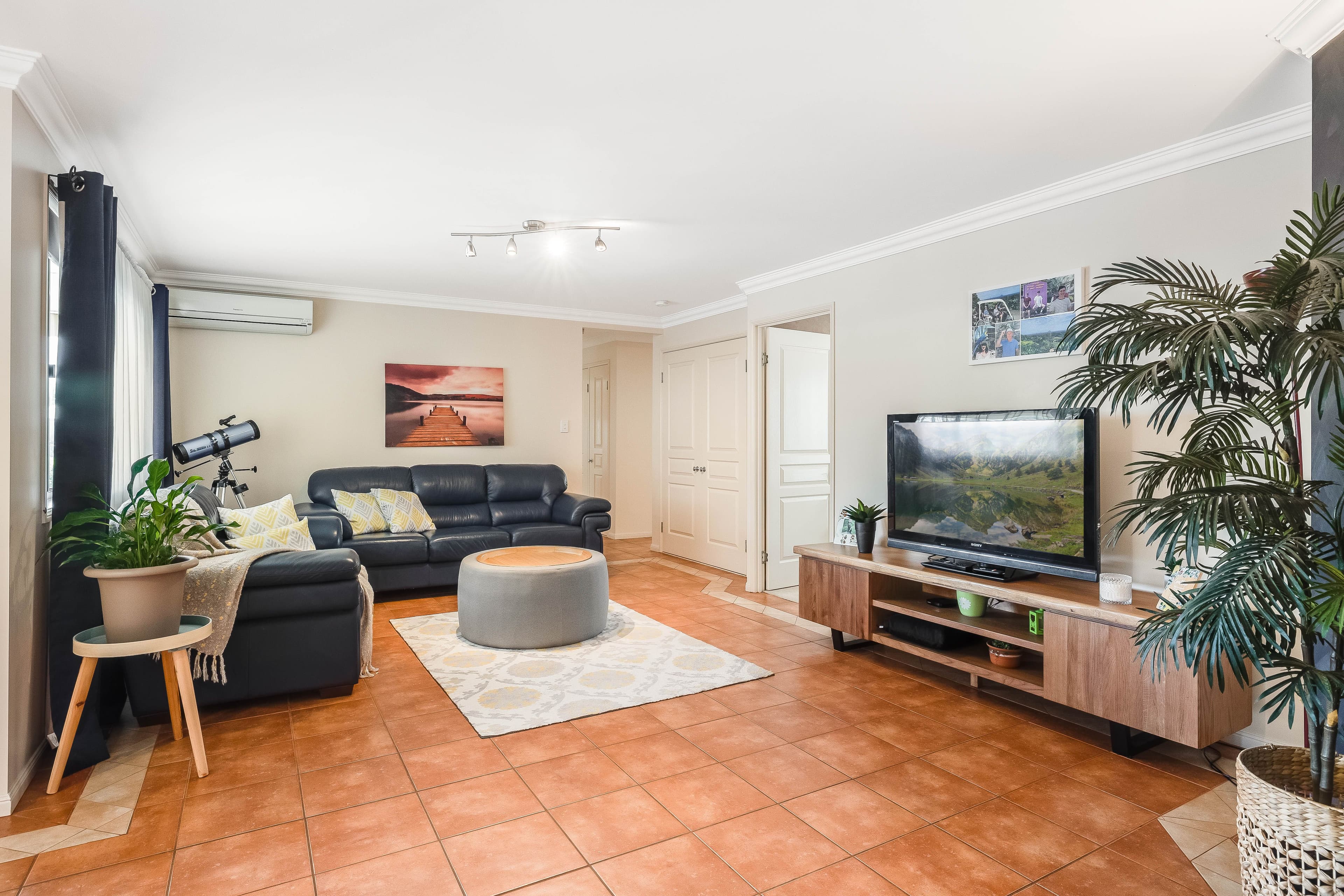 24 Scullin Street, Middle Ridge QLD 4350, Middle Ridge - Thumbnail 4