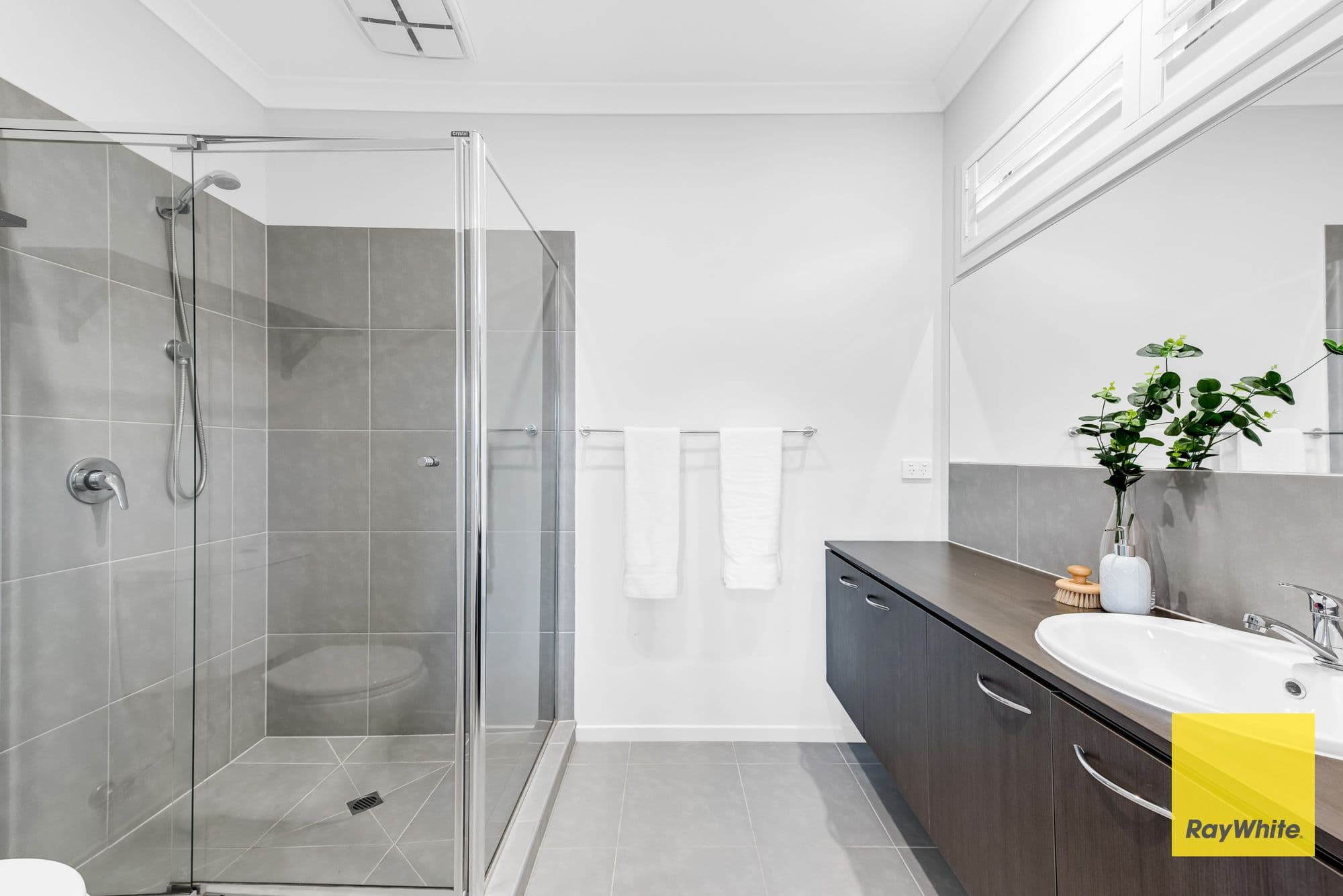 34 Amsterdam Avenue, Tarneit VIC 3029, Tarneit - Thumbnail 6