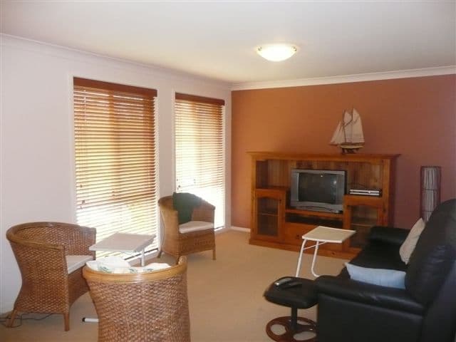 15 Donnelly Road, ARCADIA VALE NSW 2283, Arcadia Vale - Thumbnail 3