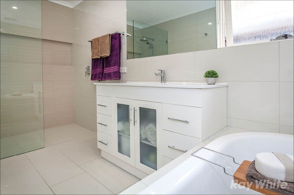 4 Eastleigh Drive, Glen Waverley VIC 3150, Glen Waverley - Thumbnail 8