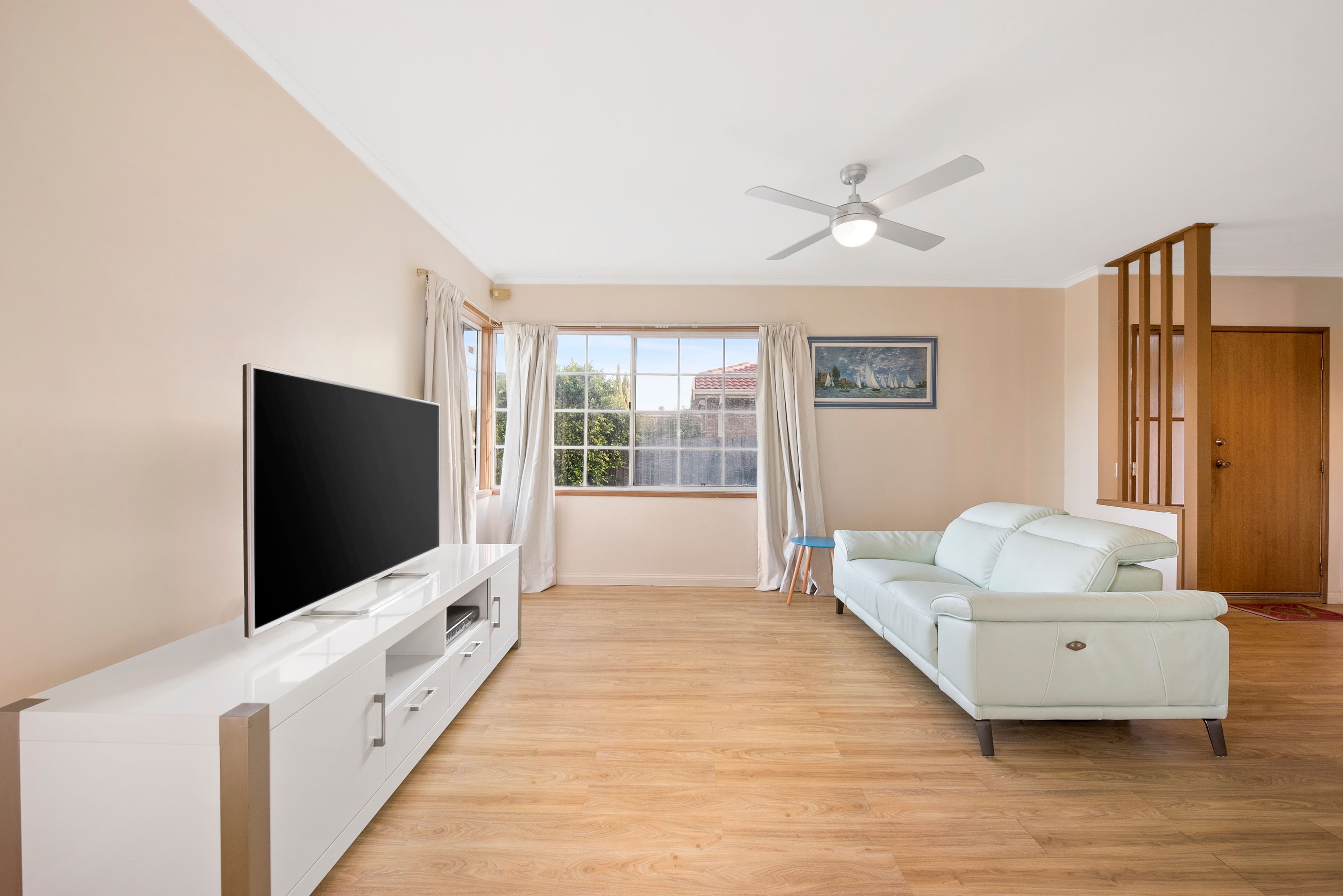 13 Dorrington Court, Dingley Village VIC 3172, Dingley Village - Thumbnail 2
