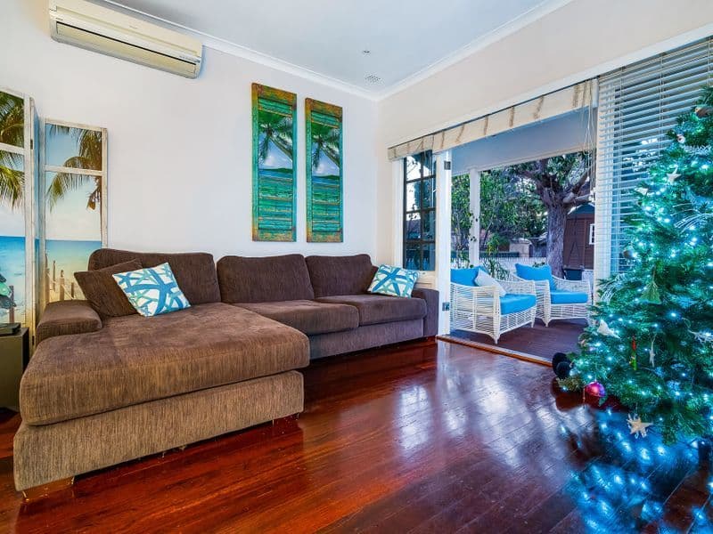 218 Ravenscar Street, Doubleview WA 6018, Doubleview - Thumbnail 5