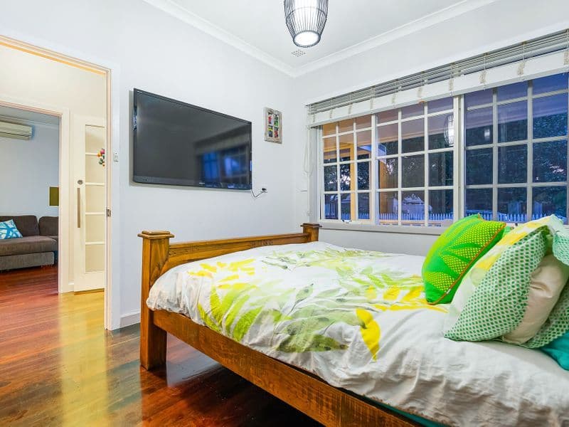 218 Ravenscar Street, Doubleview WA 6018, Doubleview - Thumbnail 8