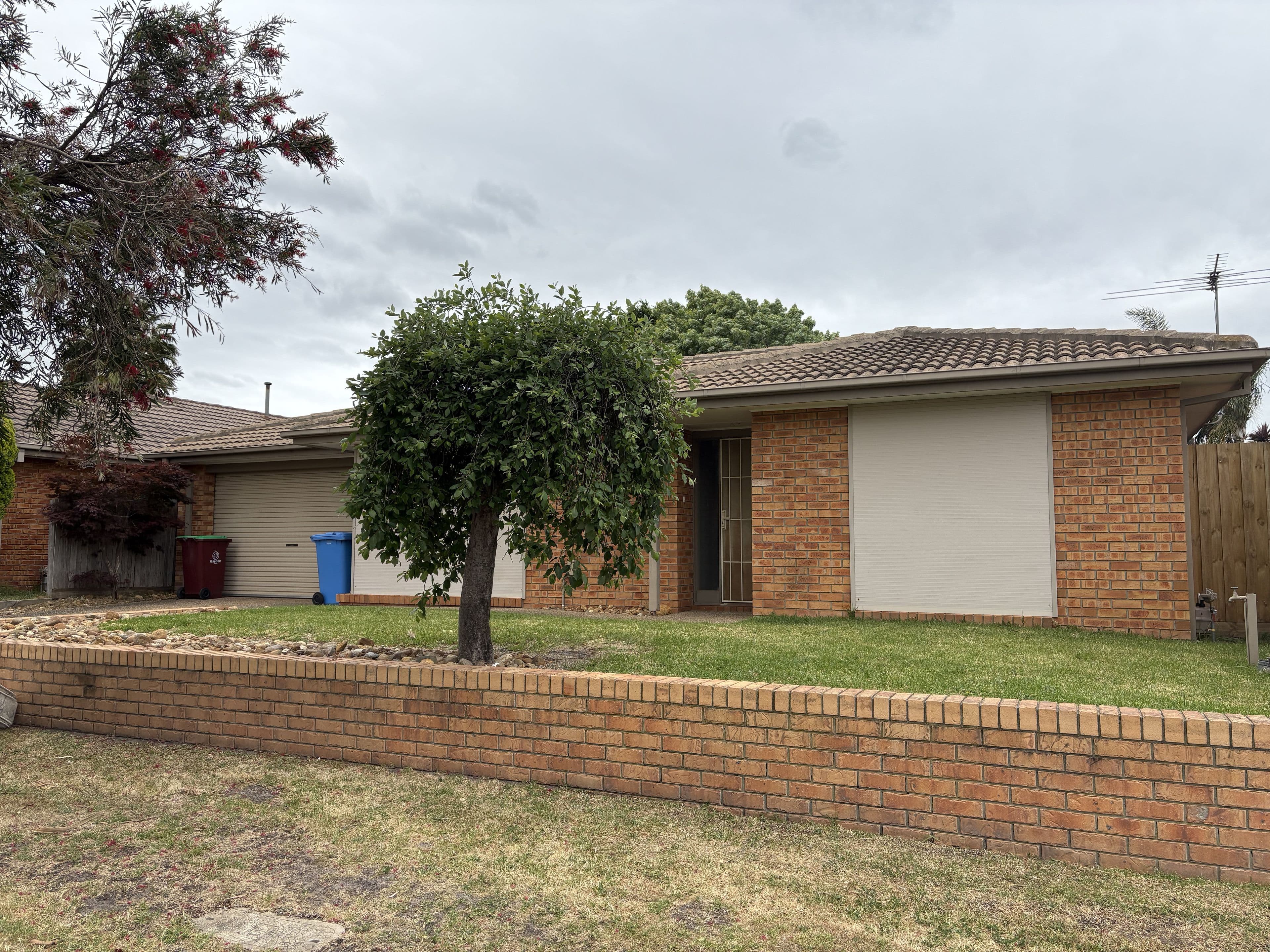 27 Frances Crescent, Cranbourne North VIC 3977, Cranbourne North - Image 1