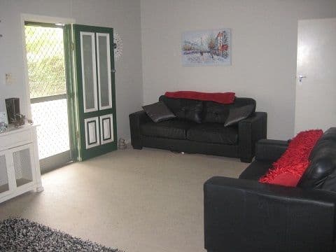 10 Simpson Avenue, COONAMBLE NSW 2829, Coonamble - Thumbnail 2