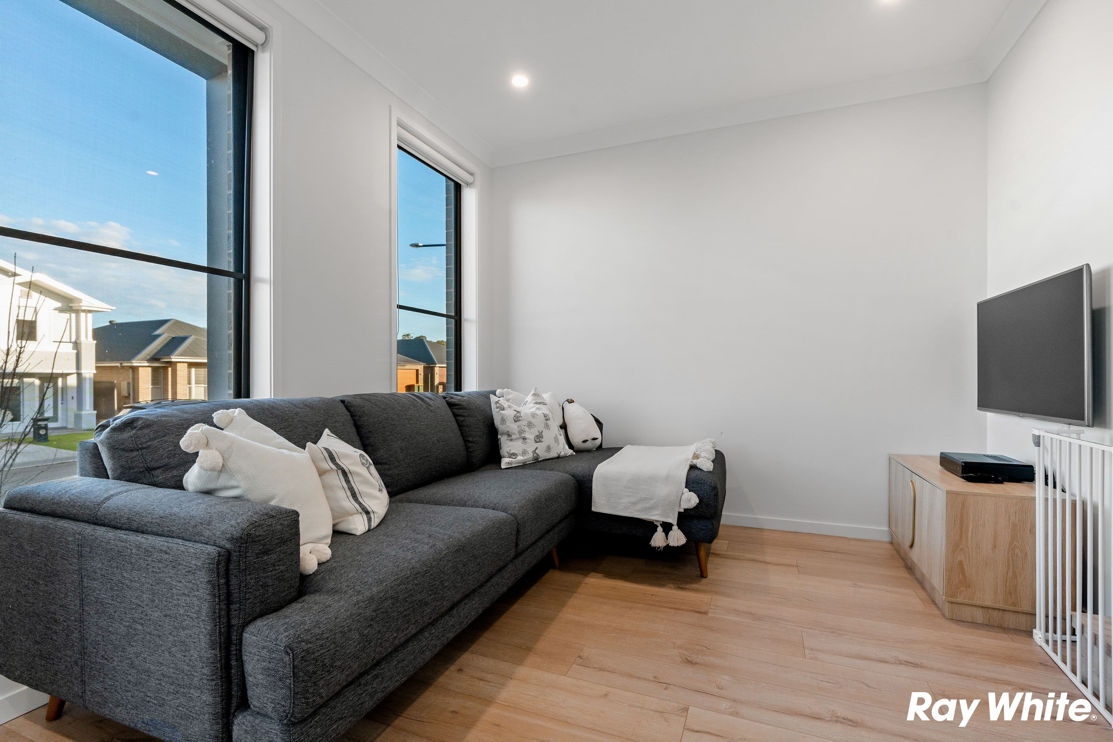 13 Banjo Street, Riverstone NSW 2765, Grantham Farm - Thumbnail 3