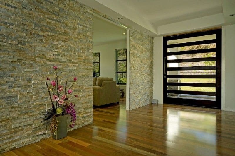 10 Meadow Court, MAUDSLAND QLD 4210, Maudsland - Thumbnail 3