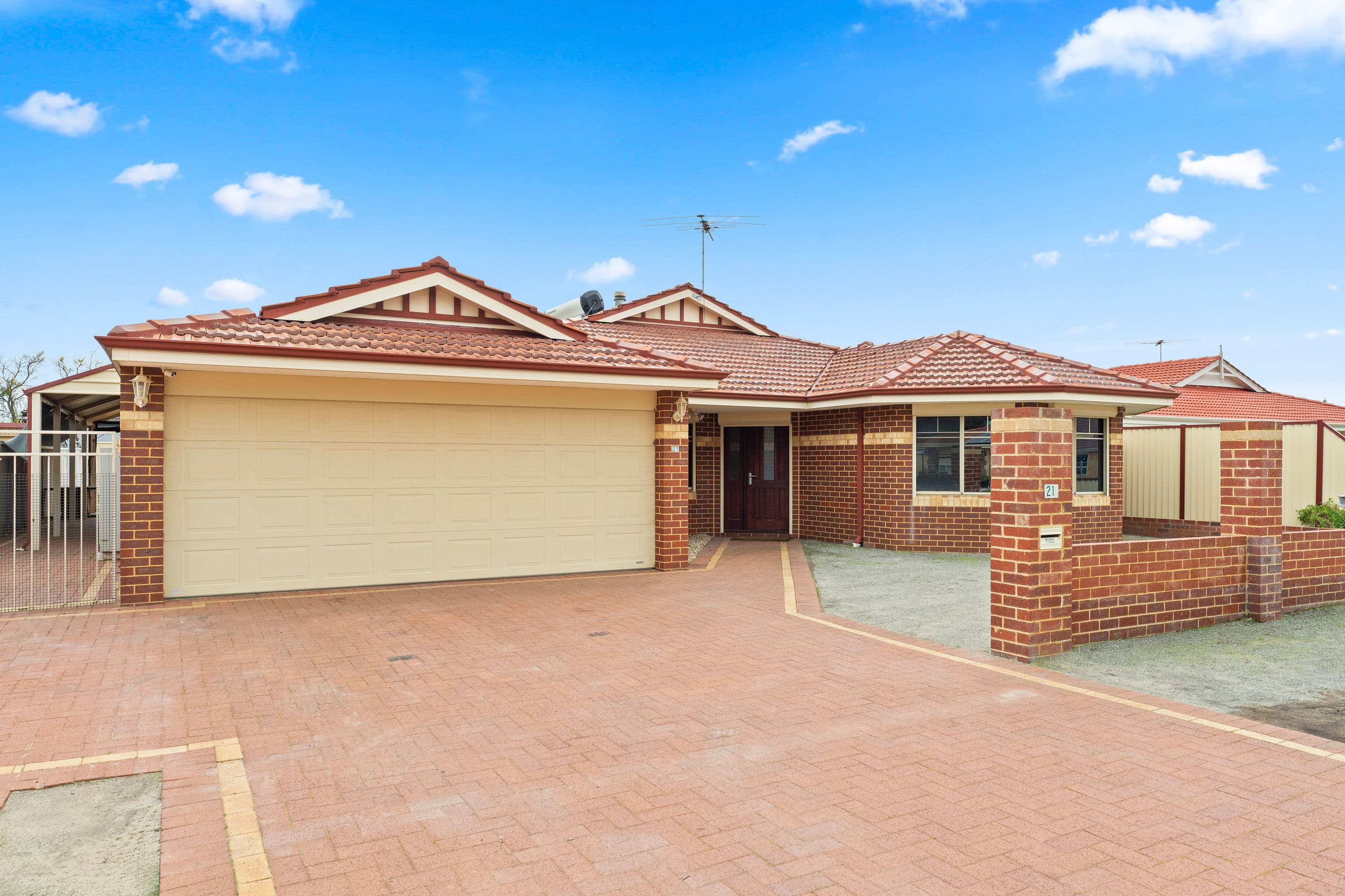 21 Parkland Drive, Warnbro WA 6169, Warnbro - Image 1