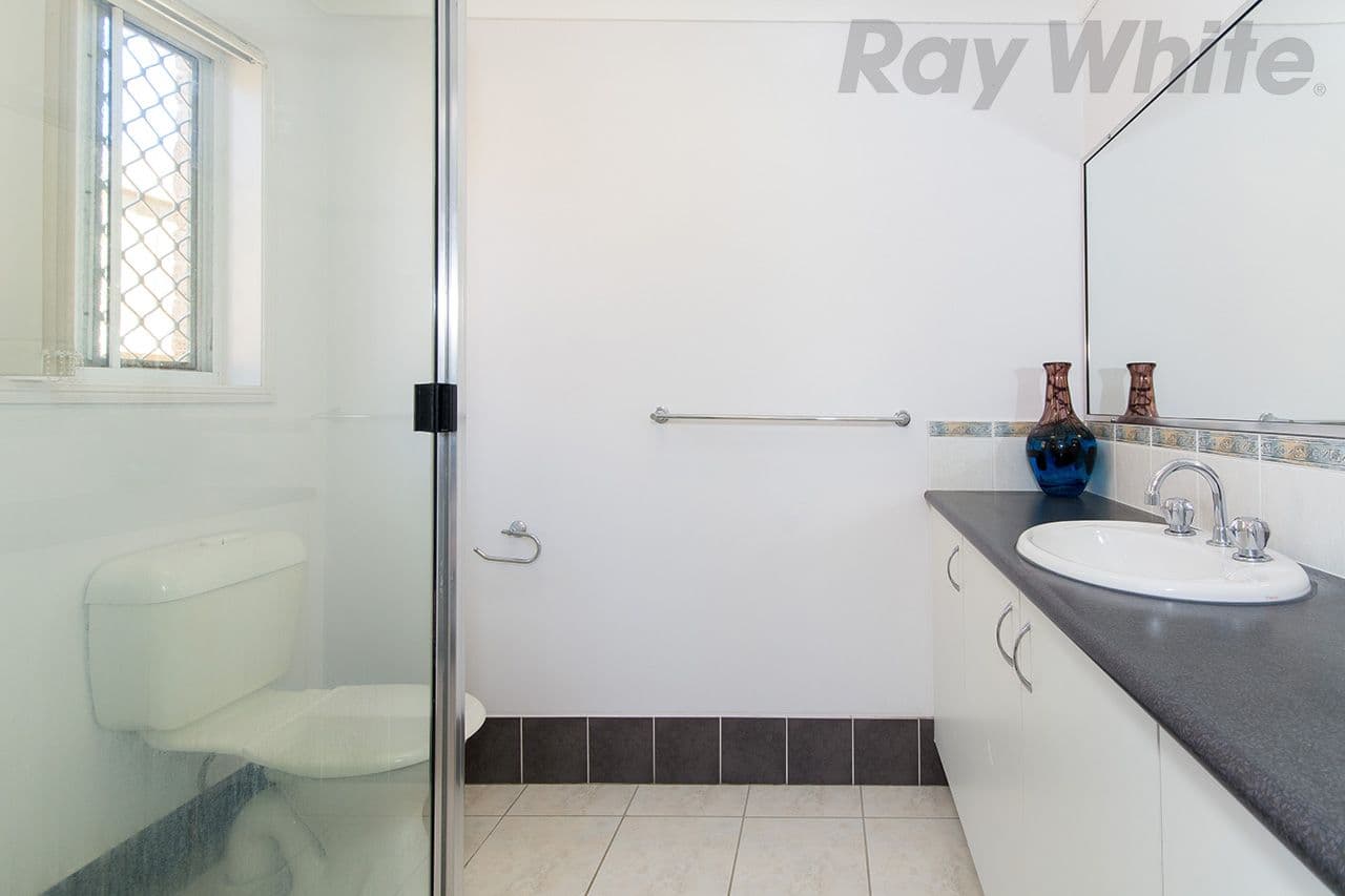 8 Paluma Court, North Lakes QLD 4509, North Lakes - Thumbnail 6