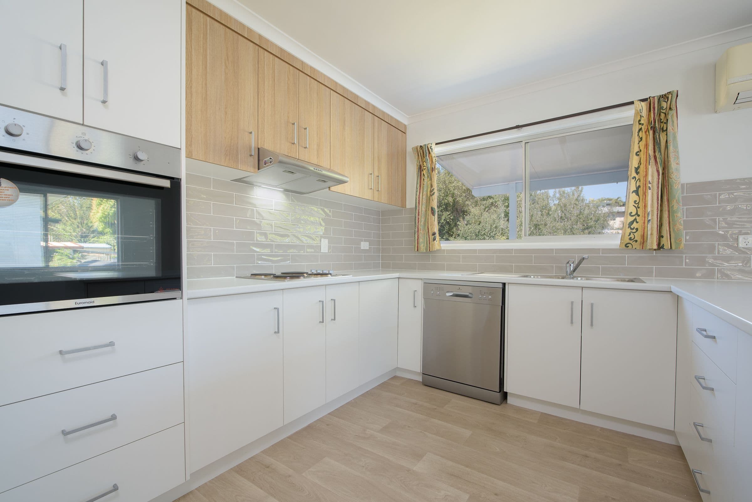86 Philip Street, Sun Valley QLD 4680, Sun Valley - Thumbnail 2