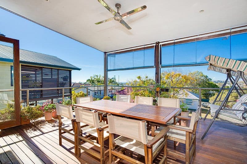 61 Wynnum North Road, WYNNUM QLD 4178, Wynnum - Thumbnail 2