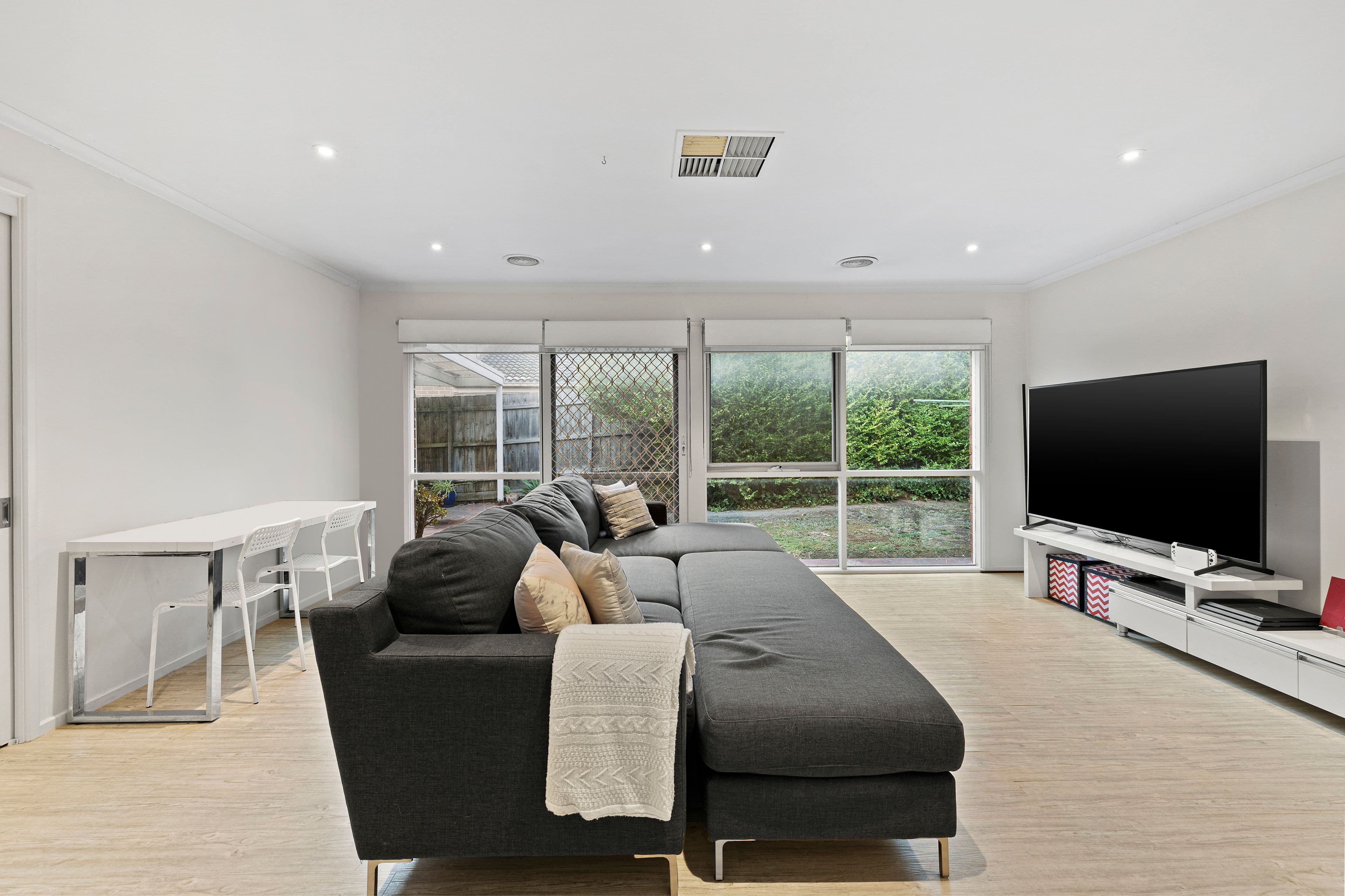 8 Delfin Court, Rowville VIC 3178, Rowville - Thumbnail 7