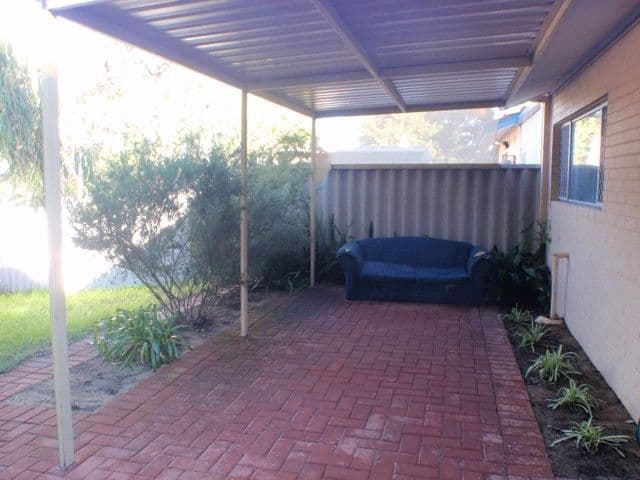 6b Casserley Avenue, GIRRAWHEEN WA 6064, Girrawheen - Thumbnail 5