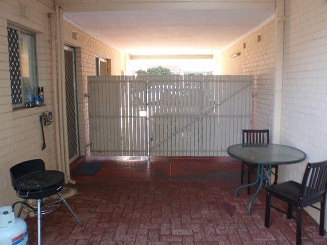 6b Casserley Avenue, GIRRAWHEEN WA 6064, Girrawheen - Thumbnail 7