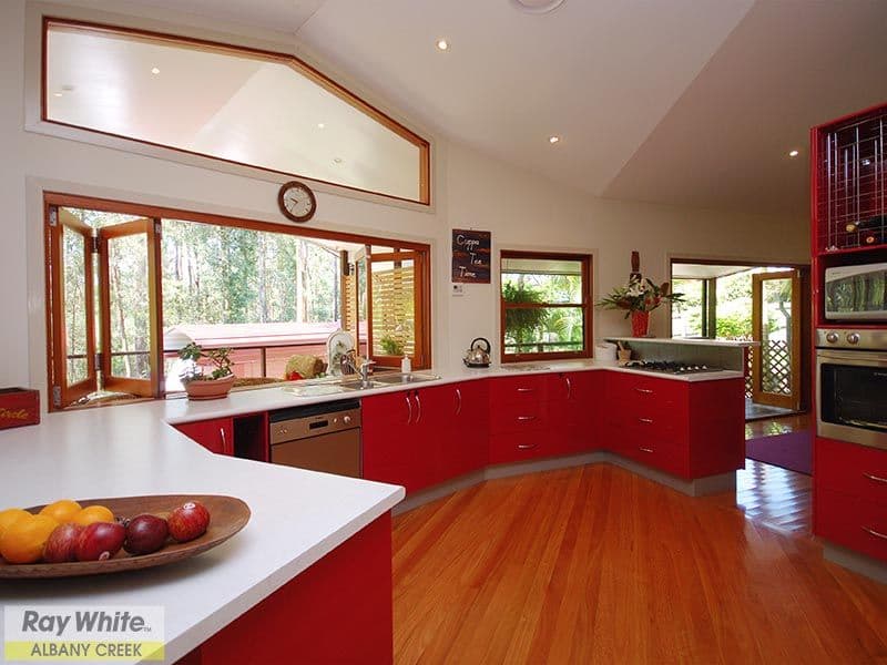10 Pheasant Court, CASHMERE QLD 4500, Cashmere - Thumbnail 4