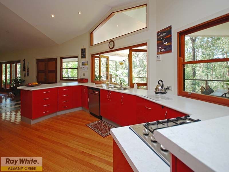 10 Pheasant Court, CASHMERE QLD 4500, Cashmere - Thumbnail 5