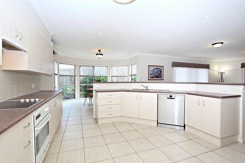 23 Edward Place, SINNAMON PARK QLD 4073, Sinnamon Park - Thumbnail 2