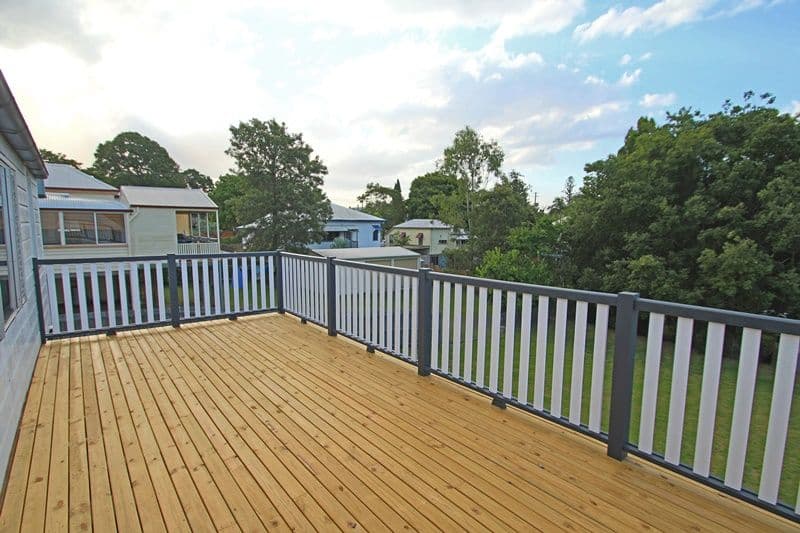 172 Blackstone Road, Silkstone QLD 4304, Silkstone - Thumbnail 4
