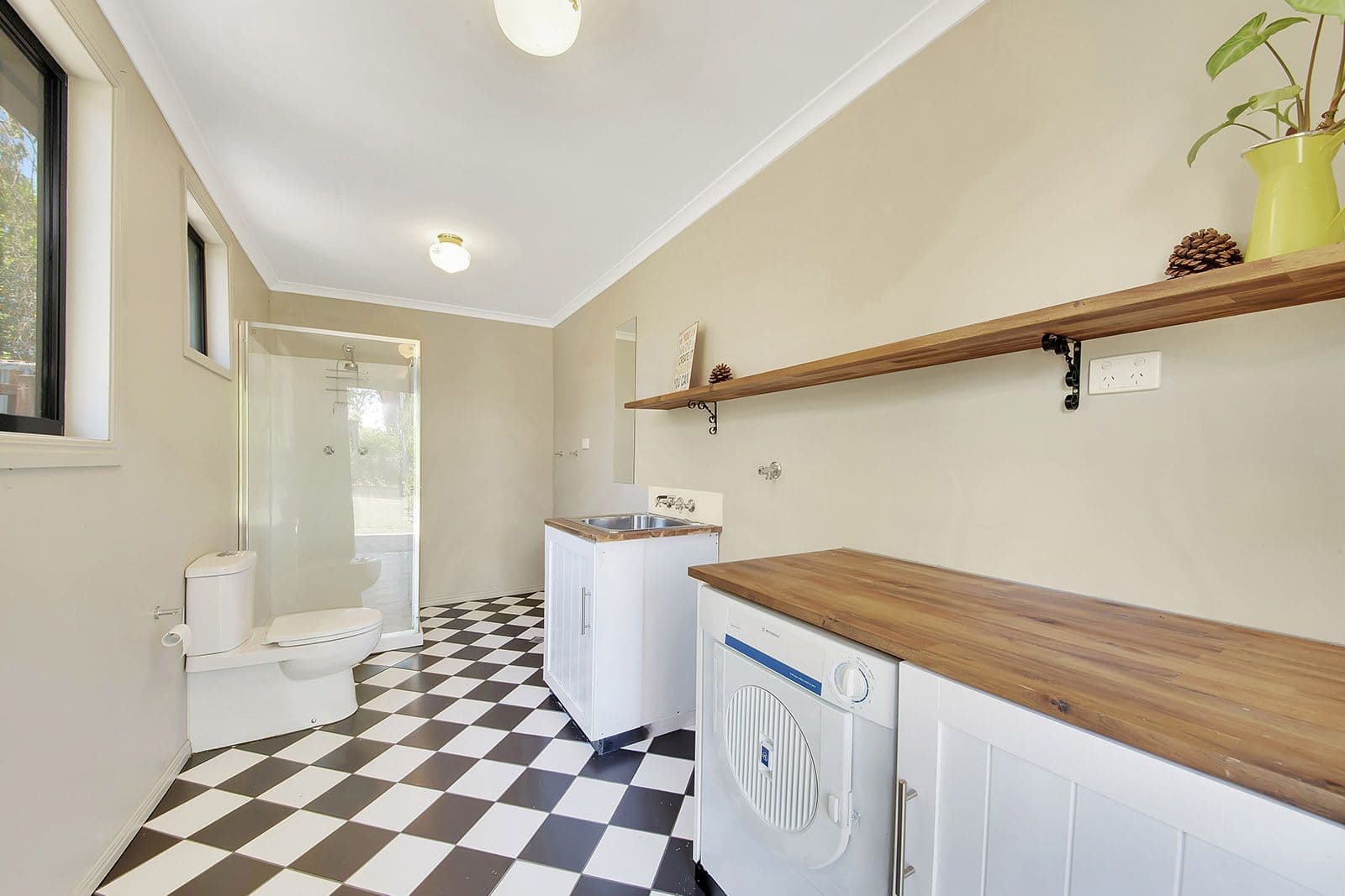 27 Bloomfield Street, Calliope QLD 4680, Calliope - Thumbnail 8